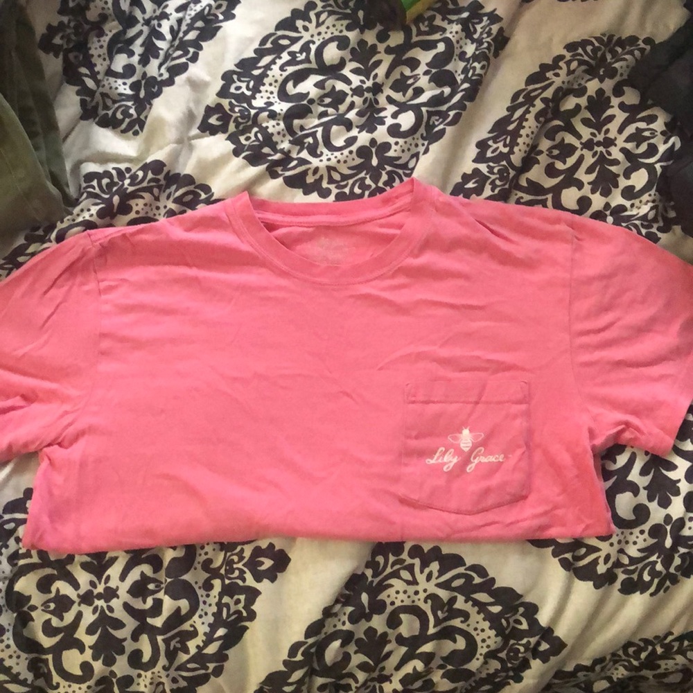 Lily grace t-shirt